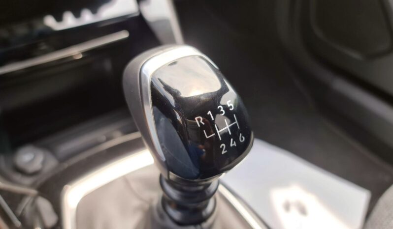 
								Peugeot 2008 1.2 benzina Allure – 2024 full									